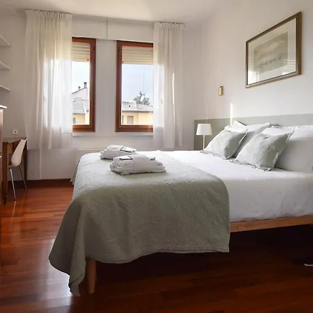 Portello Chic Apartment